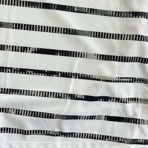 NWT NIKE Move to Zero DriFit Black White Stripe V Neck Athleisure Size XL - Picture 4 of 6